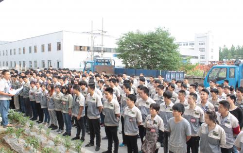 鈑金事業(yè)部積極相應(yīng)號召，召開全事業(yè)部“安全活動月”動員大會